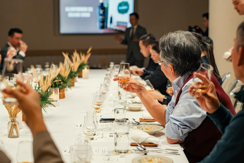 E41156F9-4ABD-4A6D-9270-3D0CA083ACC8